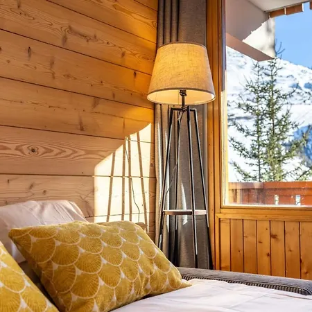 Renovated Design With Slopes View Meribel Mottaret Daire